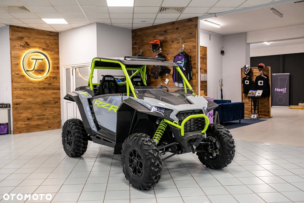 Polaris RZR - 6