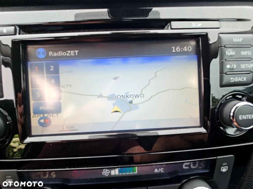 Nissan Qashqai 1.6 DCi ALL-MODE 4x4i ACENTA - 22