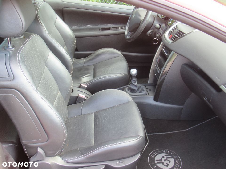 Peugeot 207 CC 1.6 Intense - 24