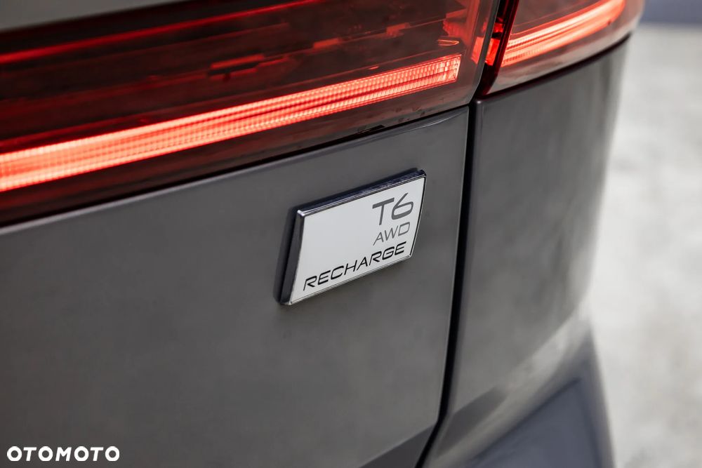 Volvo XC 60 T6 Plug-In Hybrid AWD Plus Bright - 39