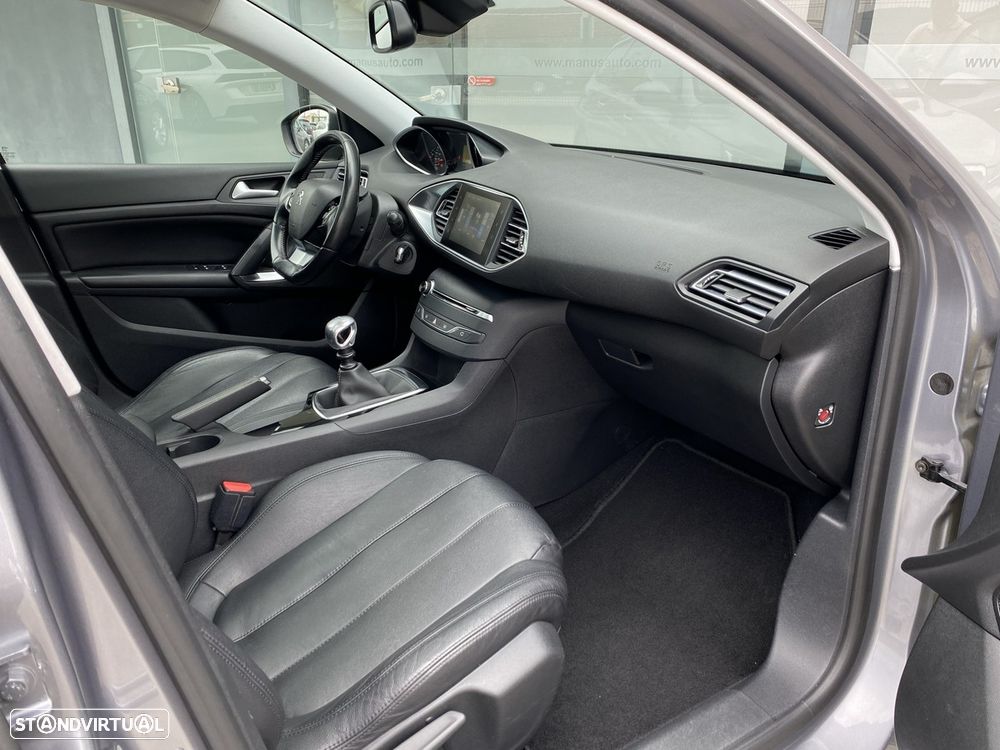 Peugeot 308 SW 1.6 BlueHDi Allure J17 - 11