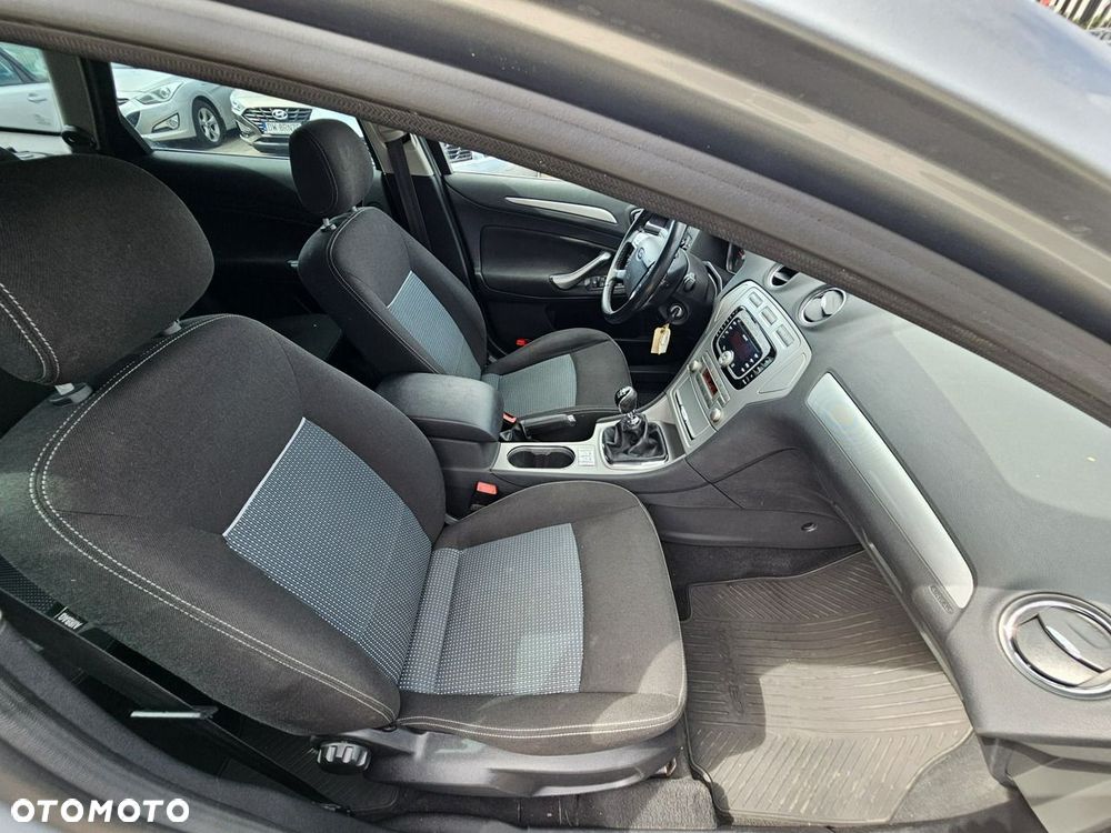 Ford Mondeo 2.0 TDCi Gold X - 30