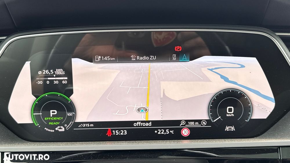 Audi e-tron - 13