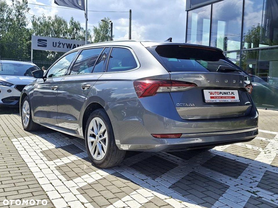 Skoda Octavia - 3