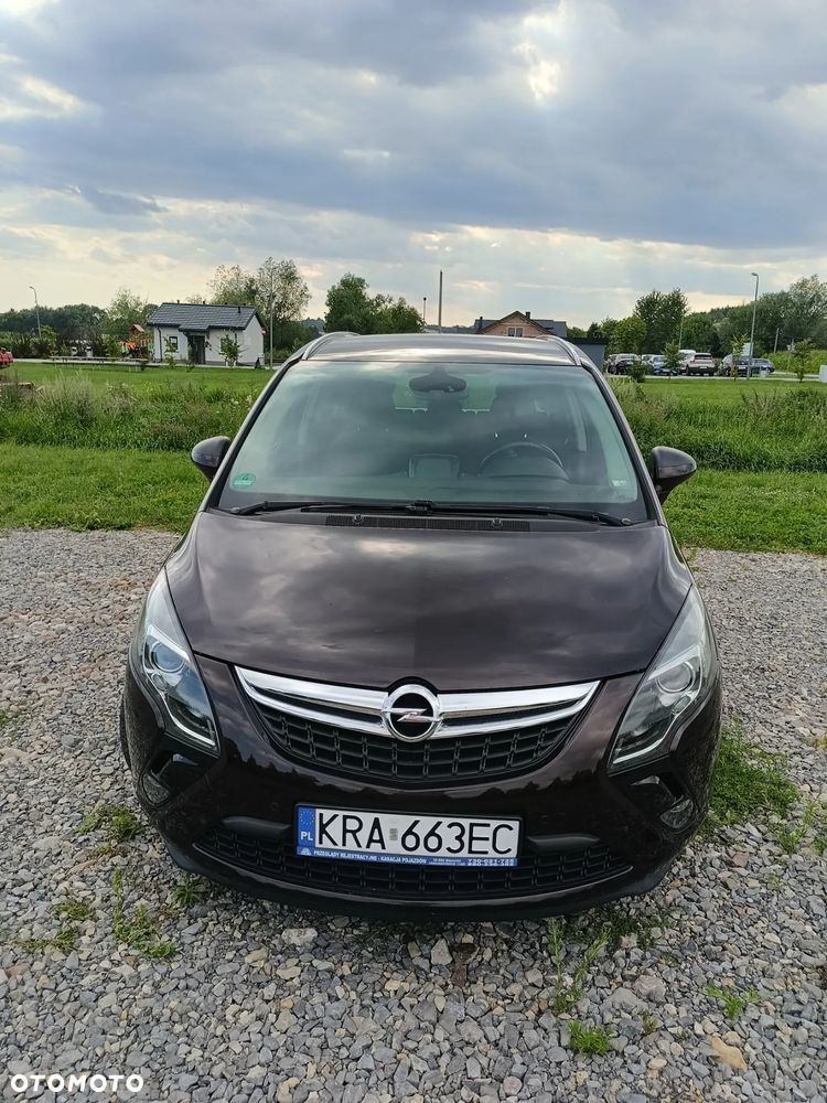 Opel Zafira 1.4 T Cosmo EcoFLEX S&S EU6 - 1