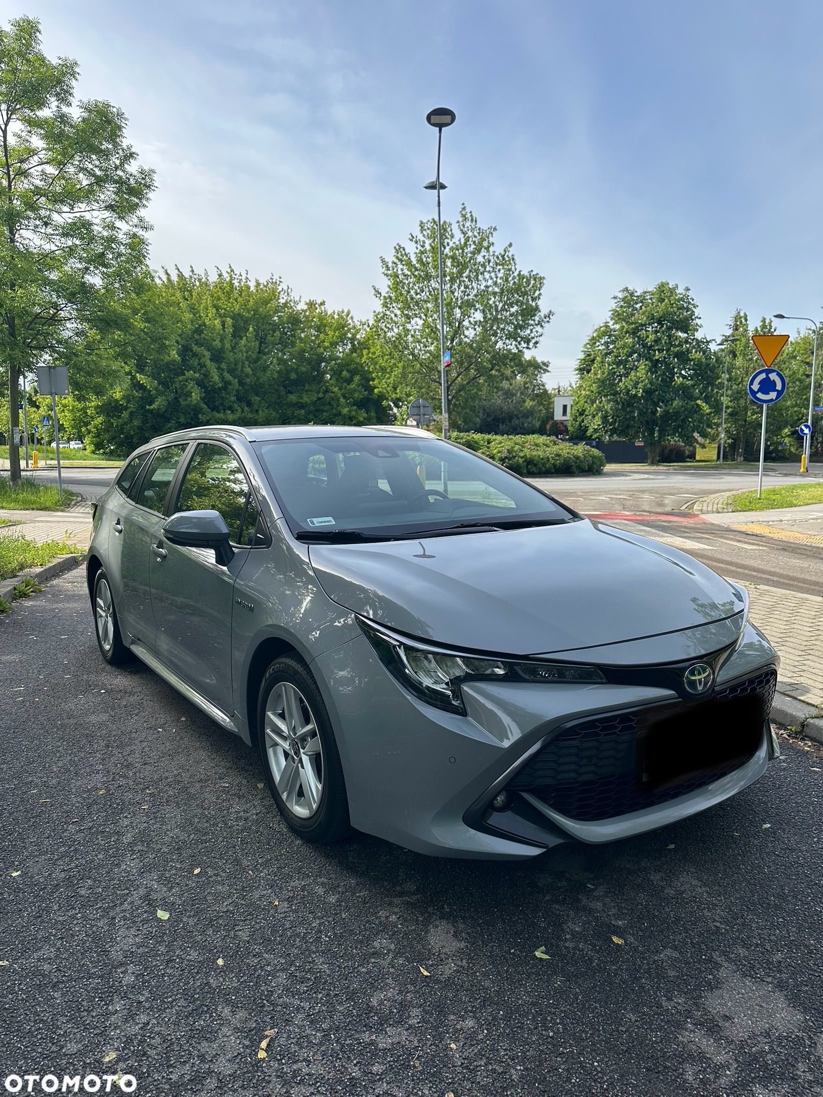 Toyota Corolla 2.0 Hybrid Comfort - 1