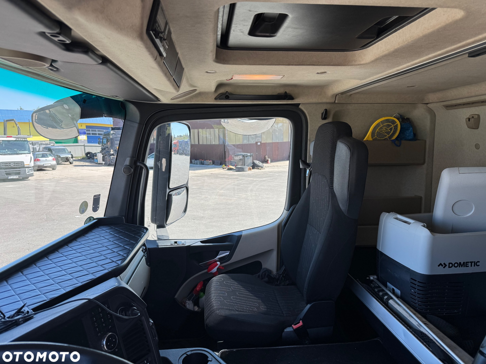 Mercedes-Benz Actros - 14