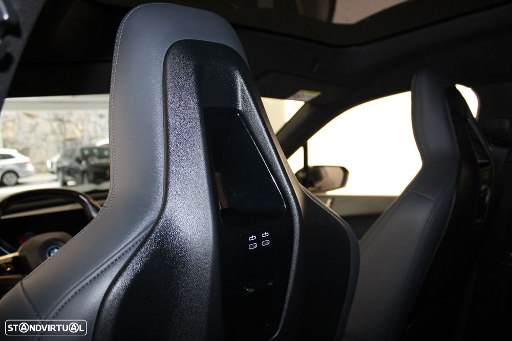 BMW iX xDrive 40 Pack Desportivo - 37