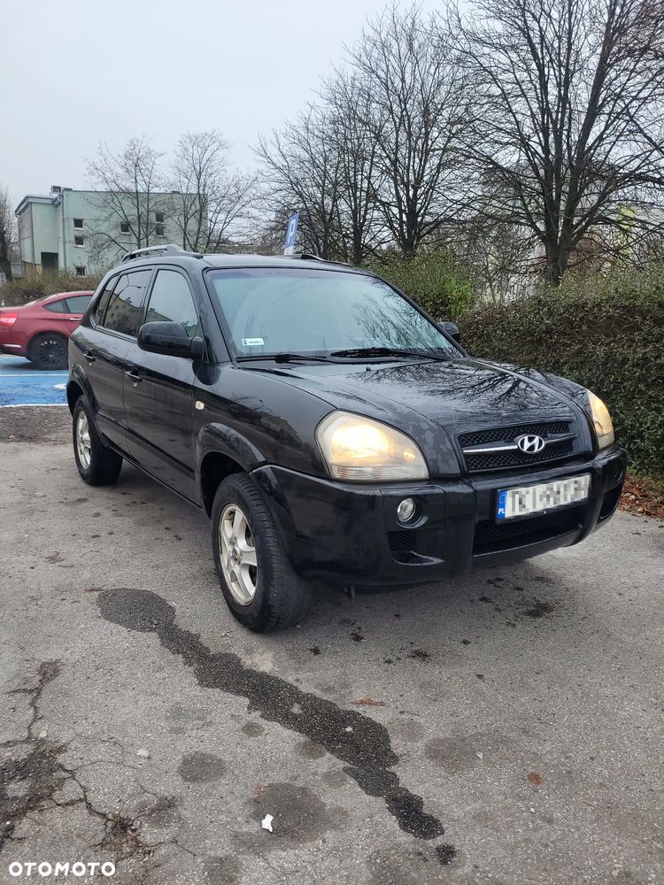 Hyundai Tucson 2.0 2WD GLS - 2