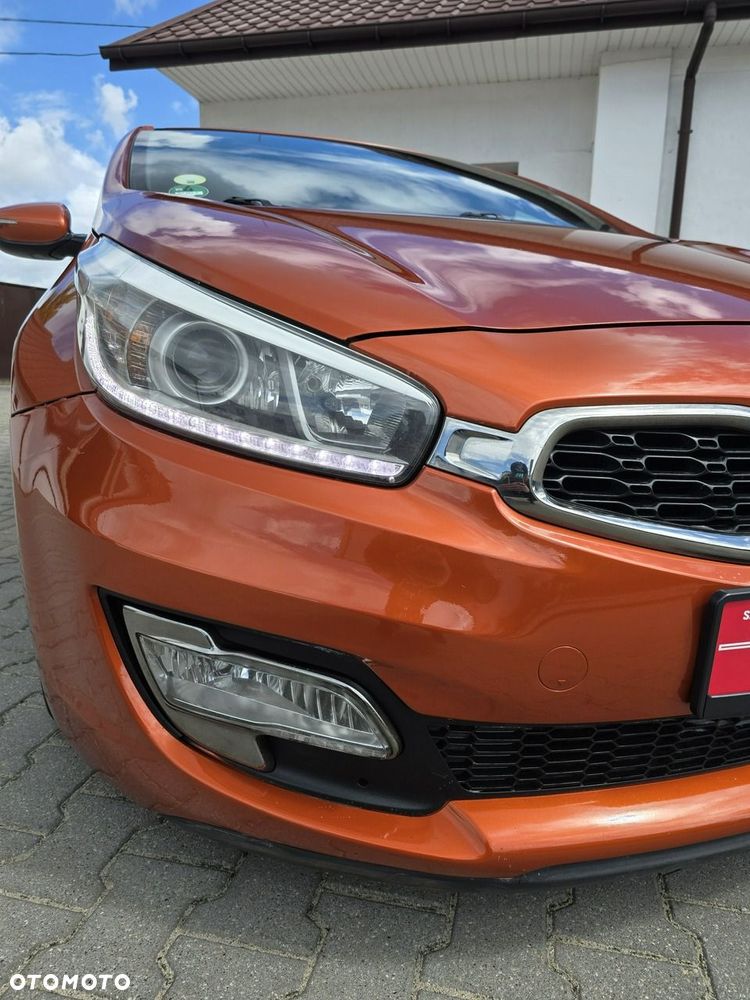 Kia Ceed - 6