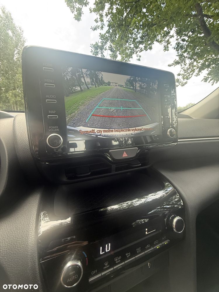 Toyota Yaris Cross - 12