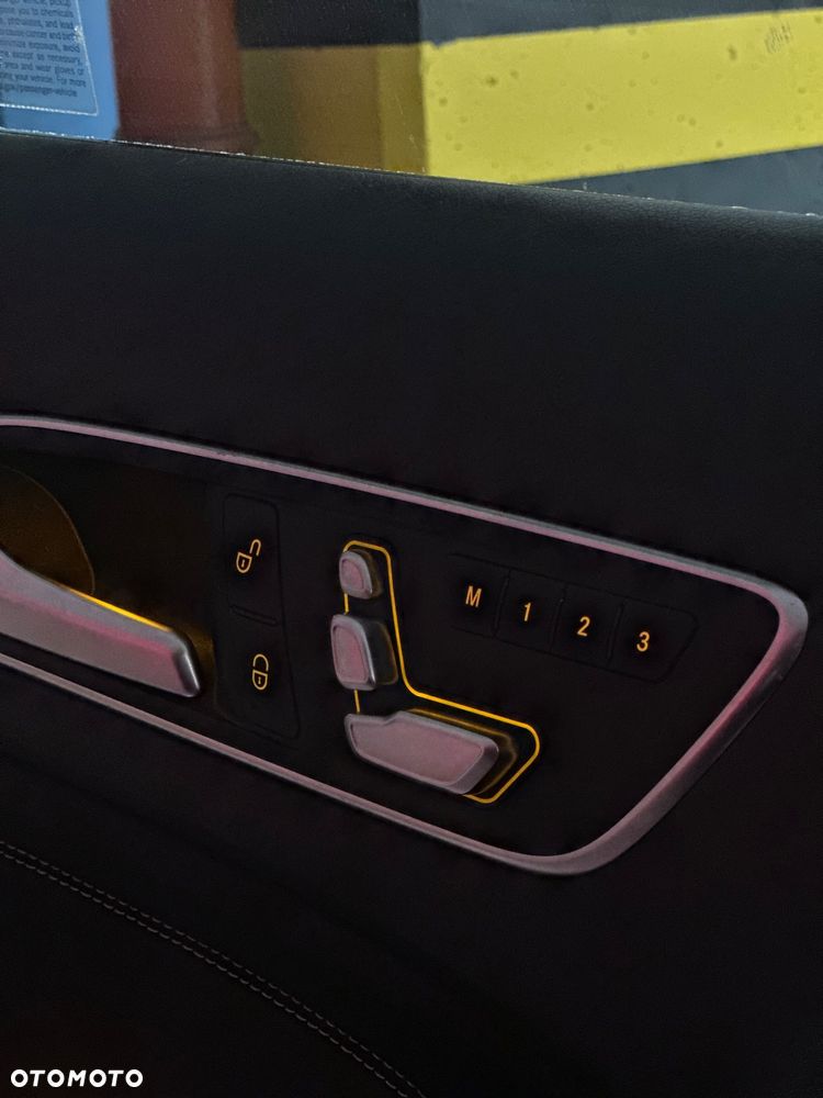 Mercedes-Benz GLA 250 7G-DCT Style - 22