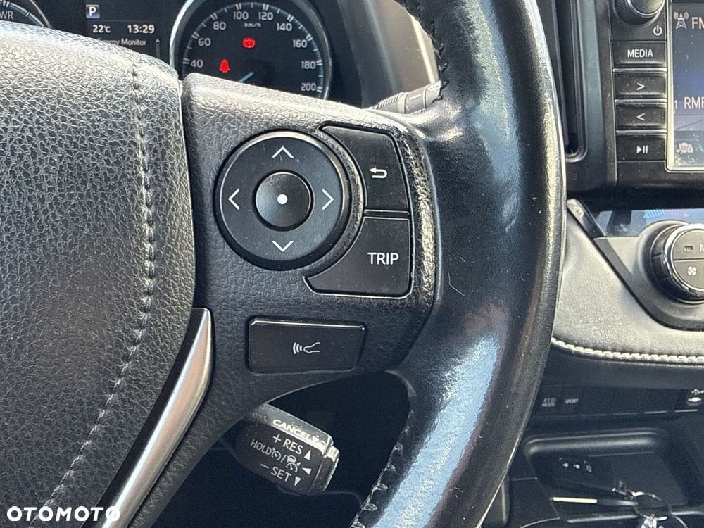 Toyota RAV4 Hybrid Premium 4x2 - 15