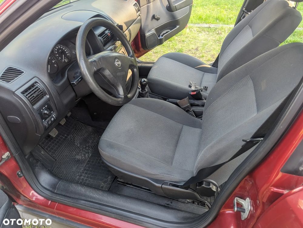 Opel Astra III 1.4 - 9