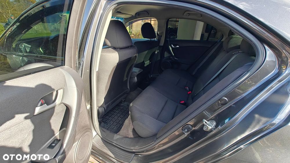 Honda Accord 2.0 Elegance - 20