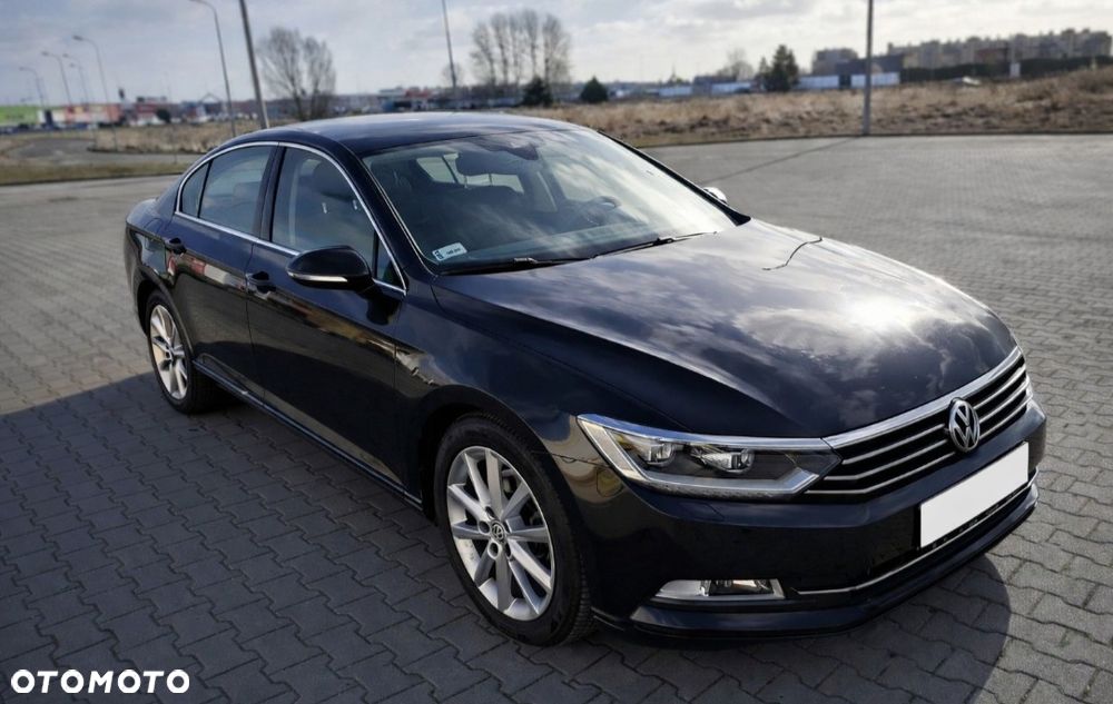 Volkswagen Passat 2.0 TDI SCR Comfortline - 3