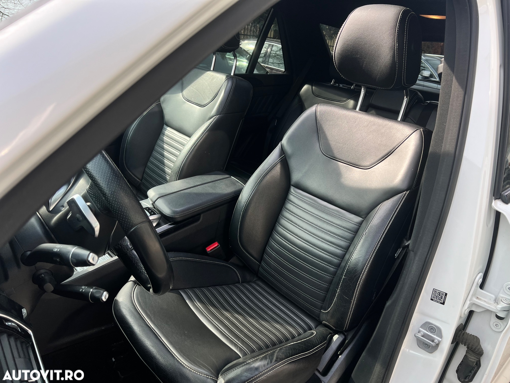 Mercedes-Benz GLE 350 d 4Matic 9G-TRONIC AMG Line - 27