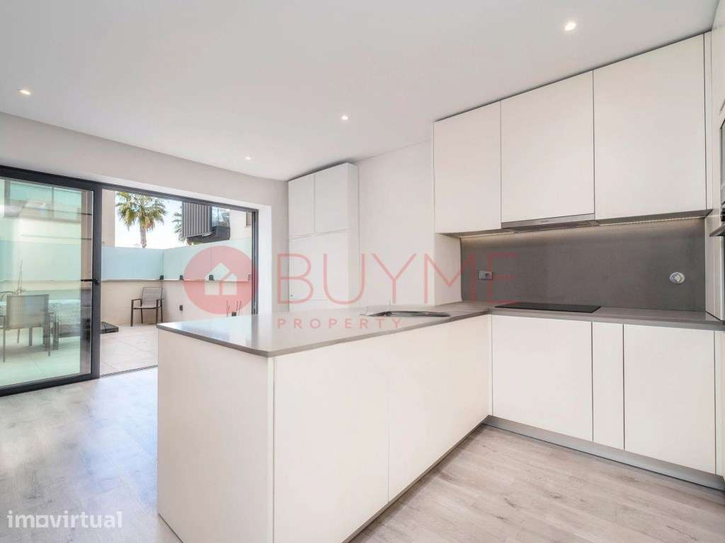 Apartamento T2 semi-novo junto à praia em Quarteira - Grande imagem: 5/20