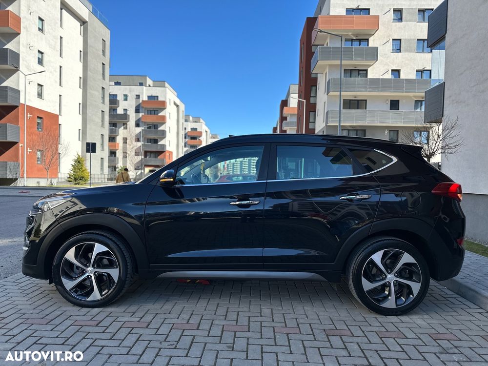 Hyundai Tucson 2.0 CRDI 4WD Automatik Style - 12