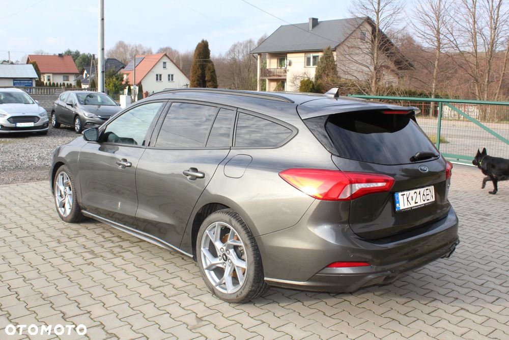 Ford Focus 2.0 EcoBlue ST - 10