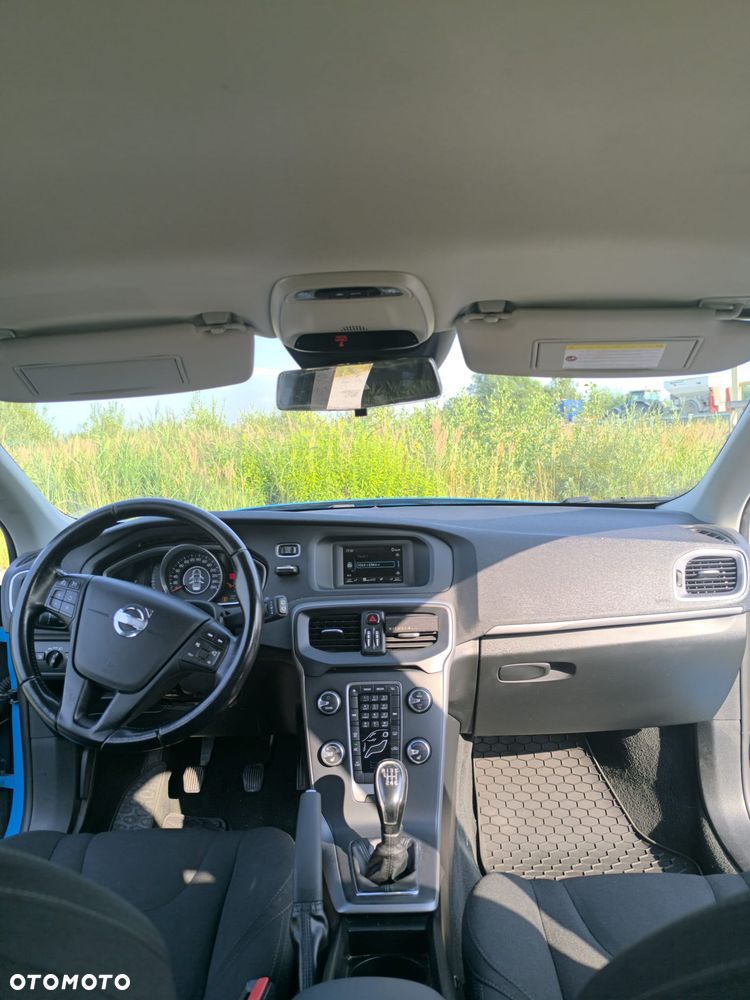 Volvo V40 D2 Kinetic - 20