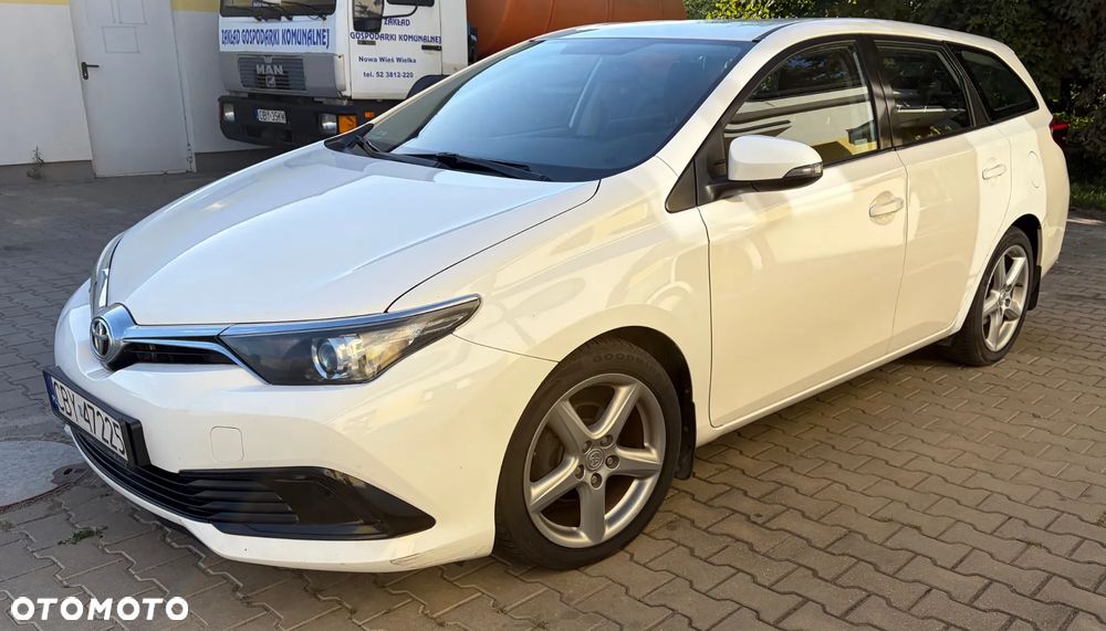 Toyota Auris 1.4 D-4D Active - 7