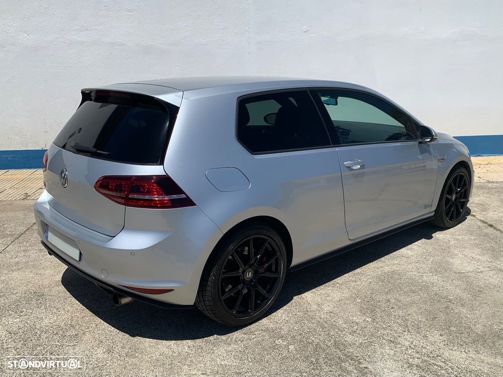 VW Golf 2.0 TSi GTi DSG Performance - 5