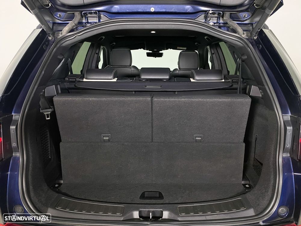 Land Rover Discovery Sport - 8
