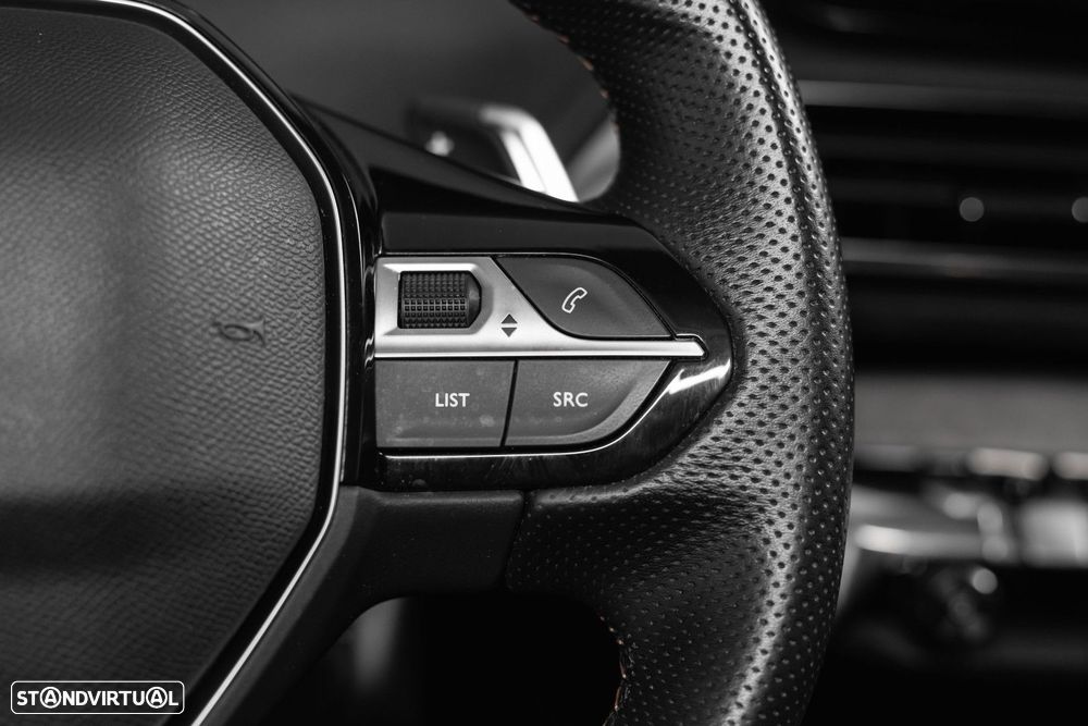 Peugeot 3008 1.6 Hybrid GT Pack e-EAT8 - 36