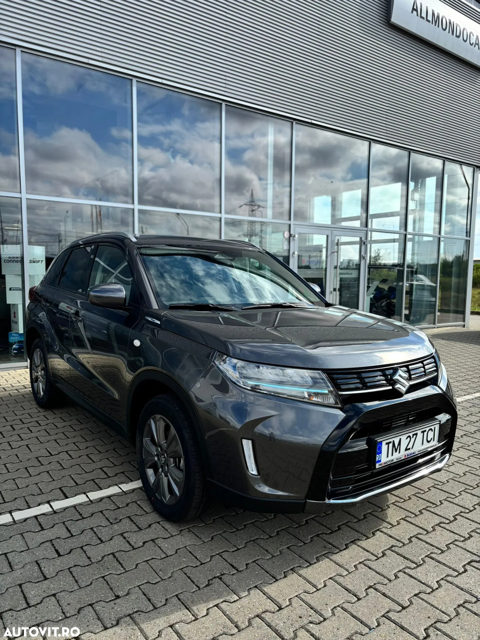 Suzuki Vitara 1.4 Boosterjet MHEV Passion - 3