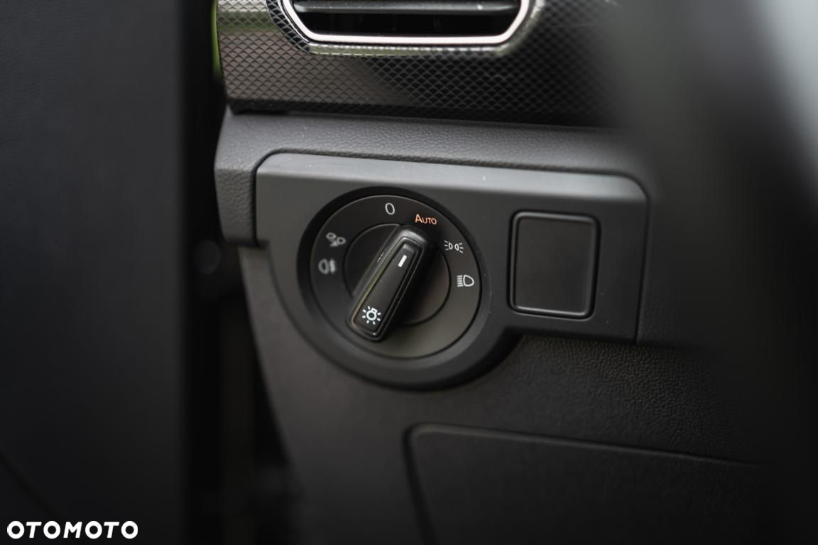Volkswagen T-Cross - 22
