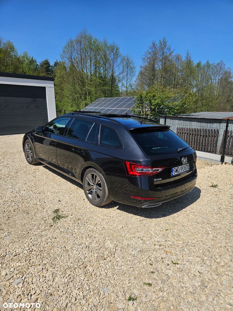 Skoda Superb 2.0 TDI 4x4 Sportline DSG - 4