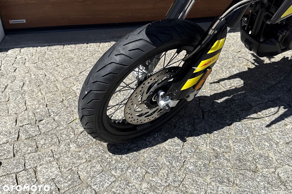 Aprilia SX - 18