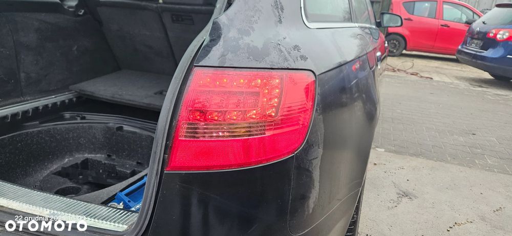 Lampa prawa tył tylna w błotnik Audi A6 C6 2006r LED Avant kombi - 1