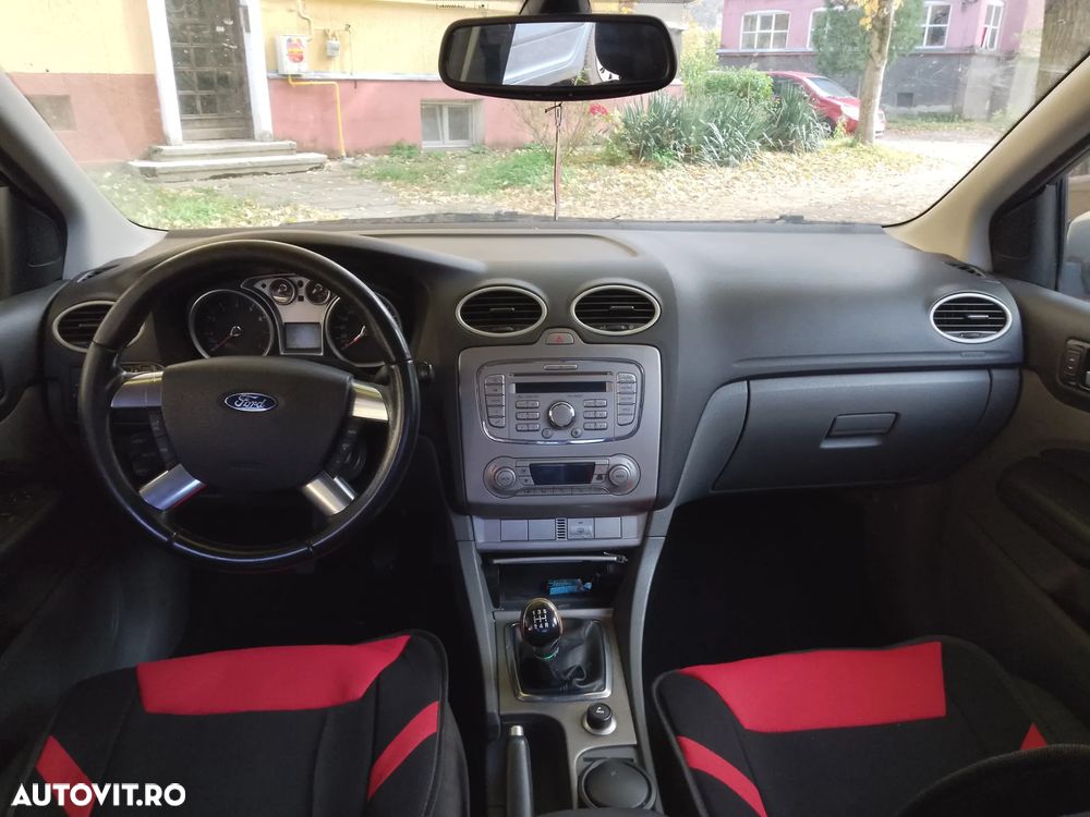 Ford Focus 1.6 Ti-VCT Trend - 8