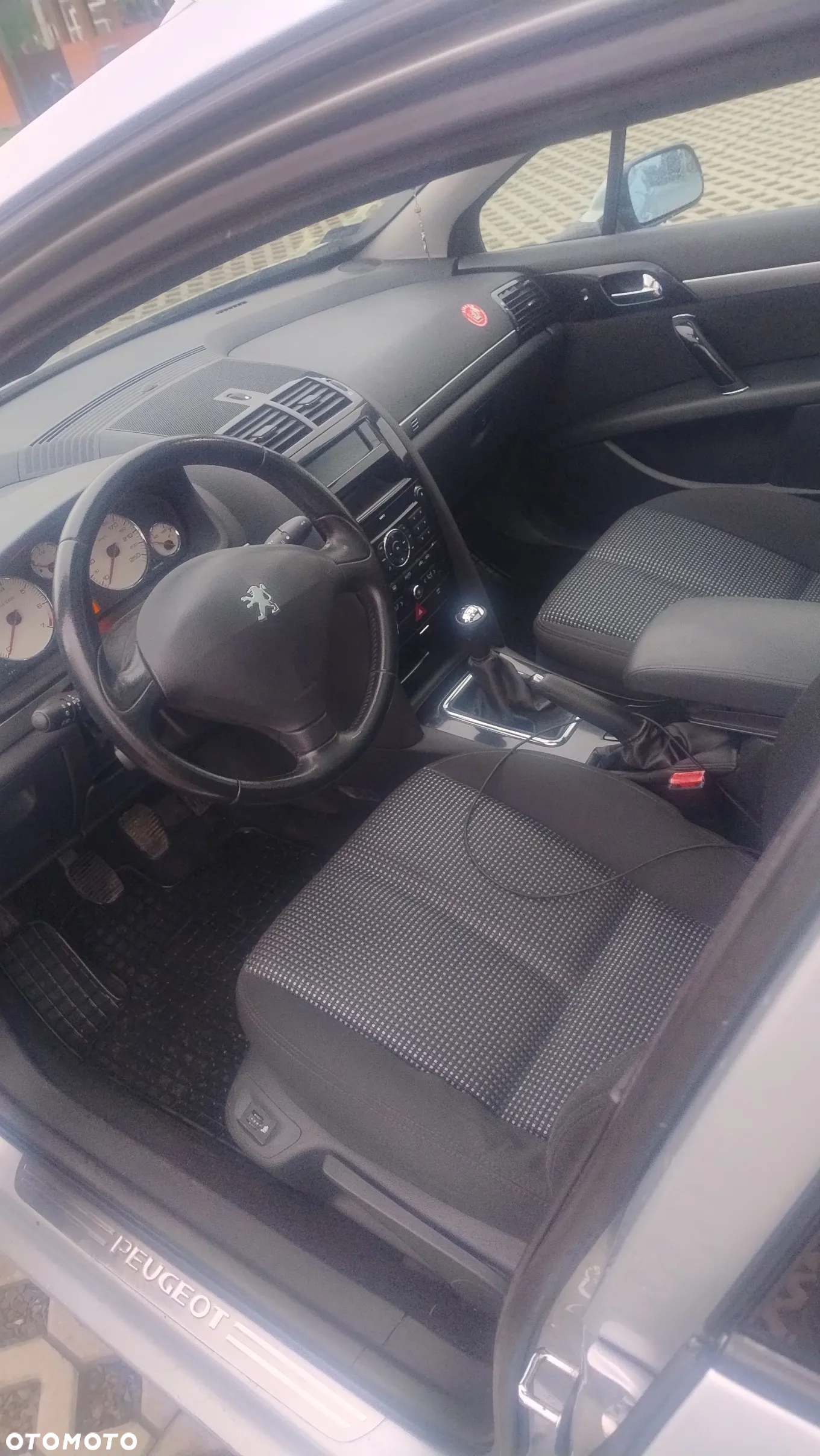 Peugeot 407 - 9