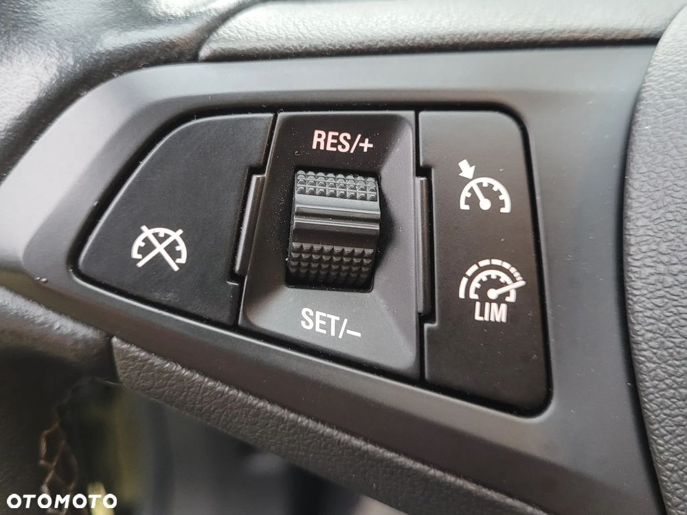 Opel Corsa 1.4 120 Jahre - 21