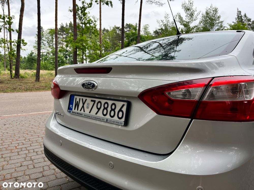 Ford Focus 1.6 Trend - 14