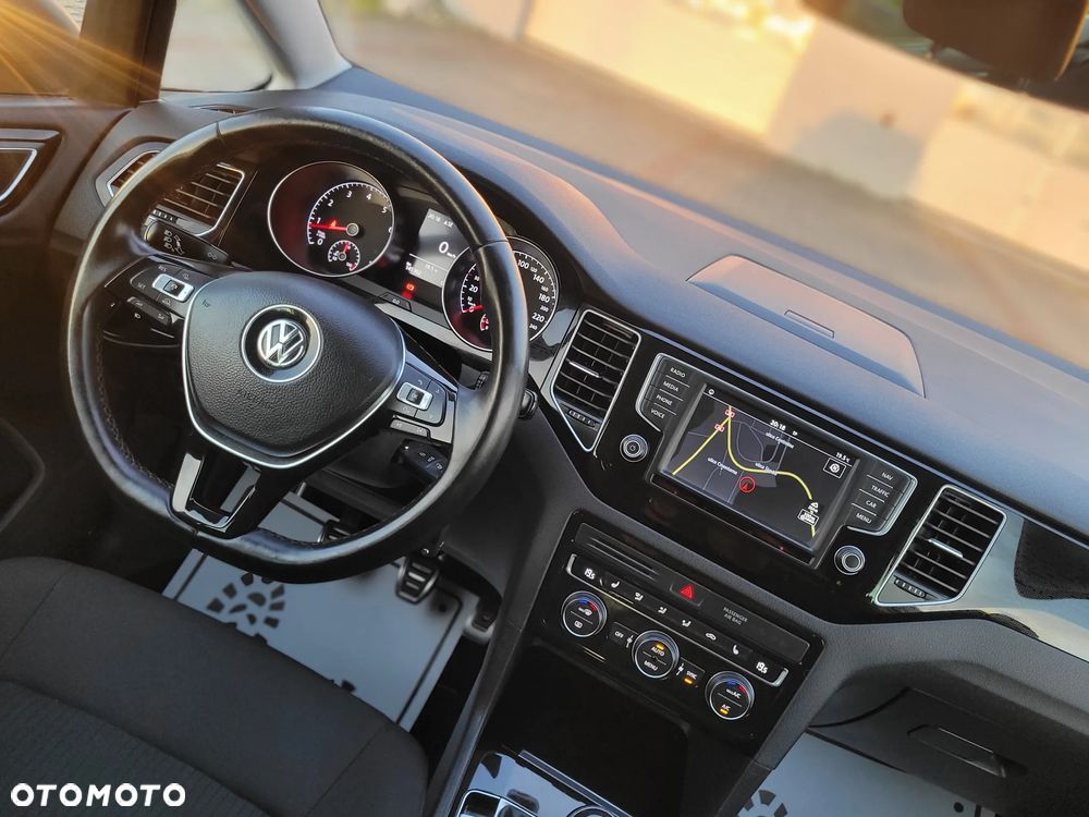 Volkswagen Golf Sportsvan 1.2 TSI (BlueMotion Technology) Sound - 21