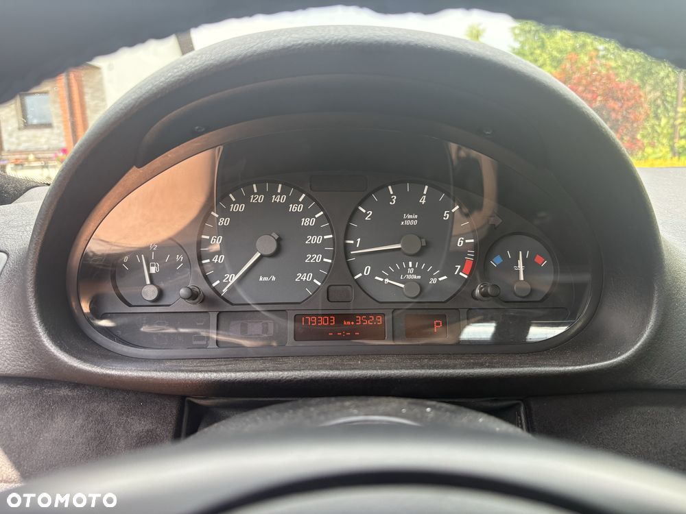 BMW Seria 3 - 5