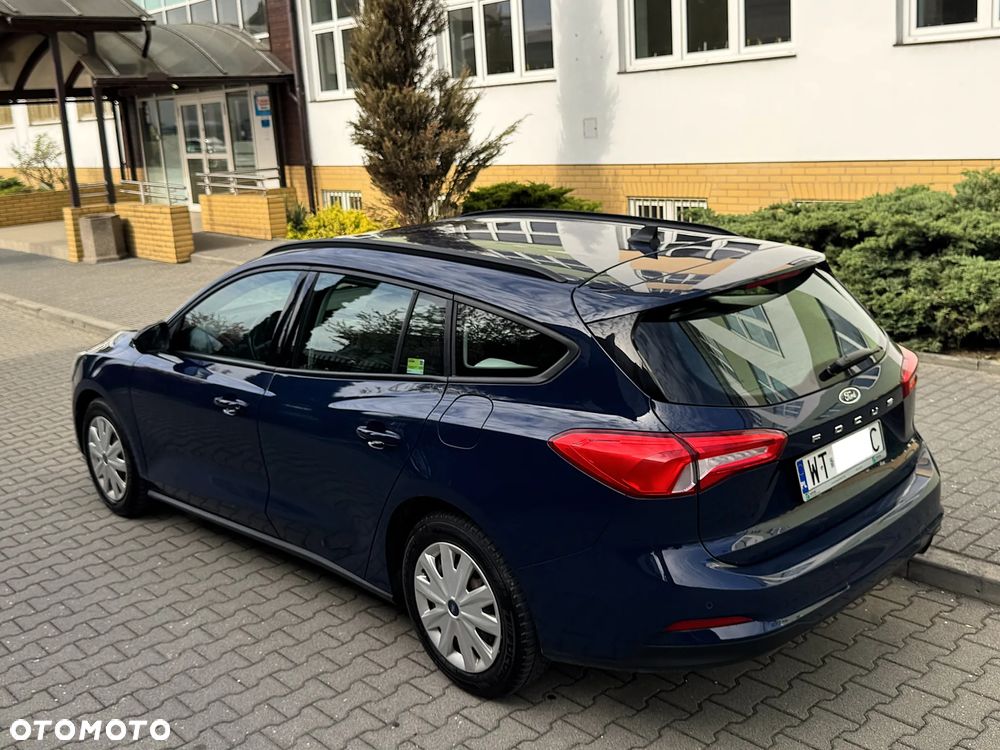 Ford Focus 1.0 EcoBoost Trend - 4