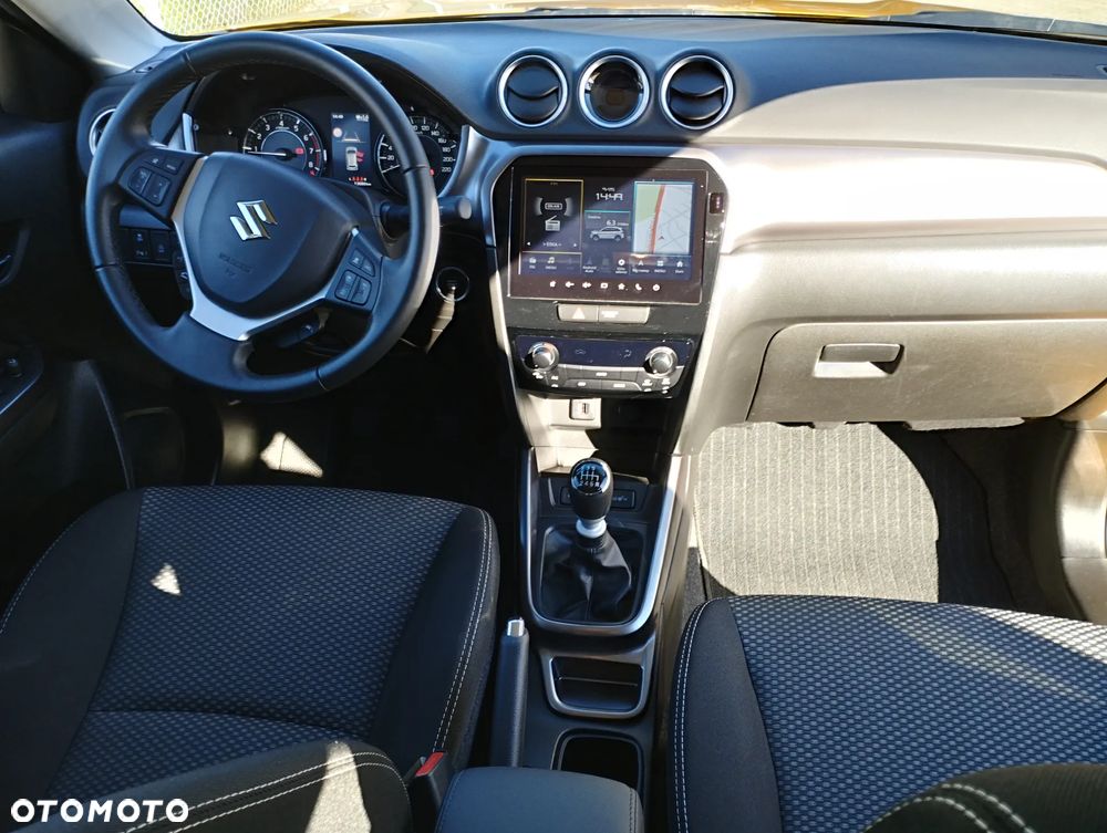 Suzuki Vitara 1.4 Boosterjet mHEV Premium Plus 2WD - 11