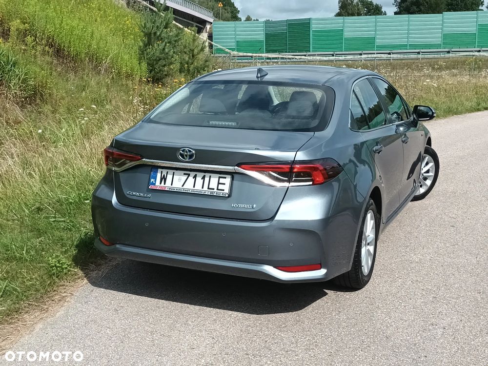 Toyota Corolla 1.8 Hybrid Comfort - 14