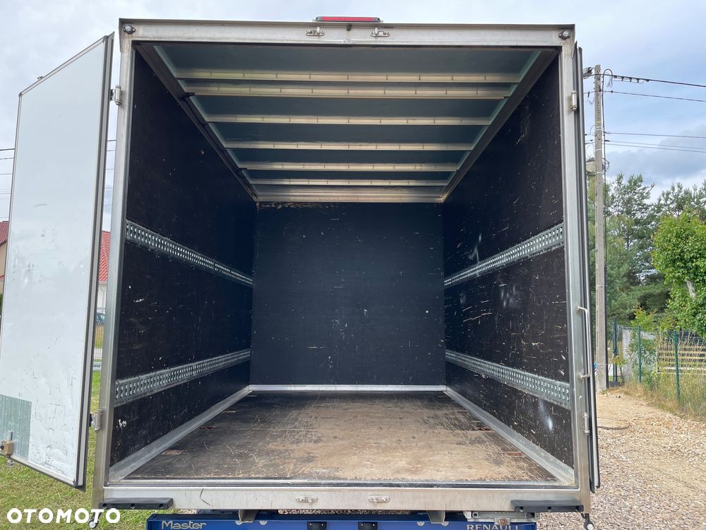 Renault Master - 22