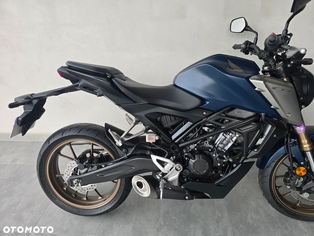 Honda CB - 30