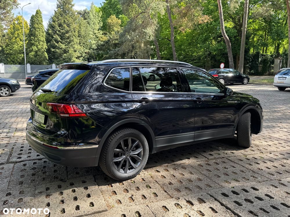 Volkswagen Tiguan 2.0 TSI 4Mot Elegance DSG - 8