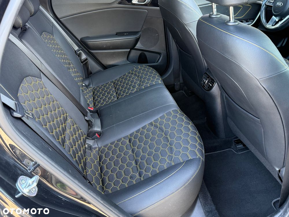 Kia XCeed 1.5 T-GDI OPF DCT7 VISION - 12