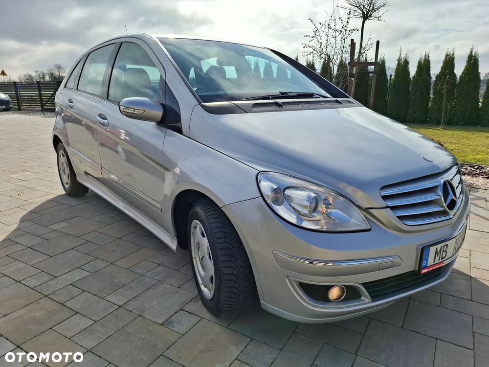 Mercedes-Benz Klasa B 170 Special Edition - 28