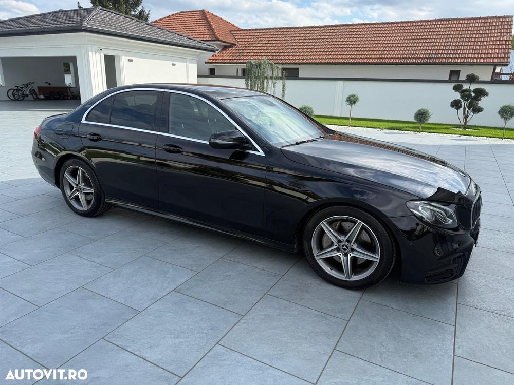 Mercedes-Benz E 220 d 4MATIC Aut. - 2