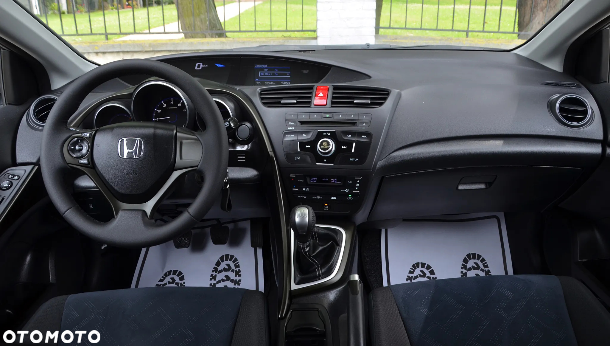 Honda Civic 1.4 i-VTEC Comfort - 24